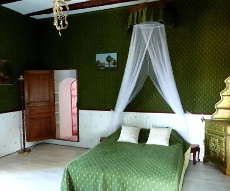 Homestay Logis De La Meschaussee, Dans Donjon Du Xie Siecle Canet (Aude)
