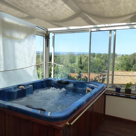 Privat bolig Chateau-donjon Du Xie Siecle Logis De La Meschaussee